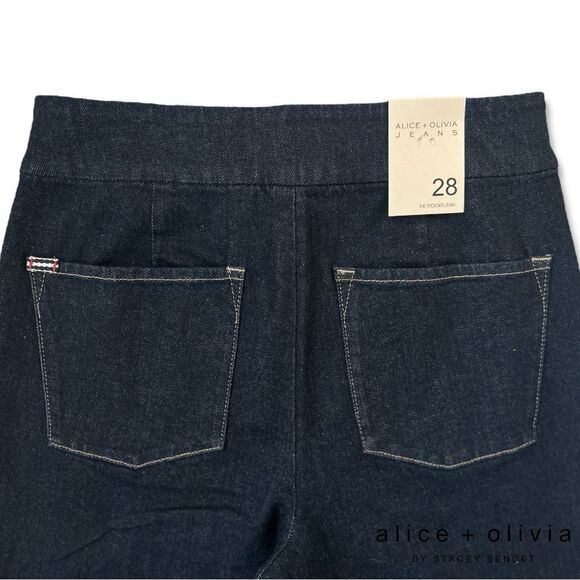 Alice + Olivia **NWT** The Trouser Flared Jean in Dark Rinse Denim - Picture 11 of 12